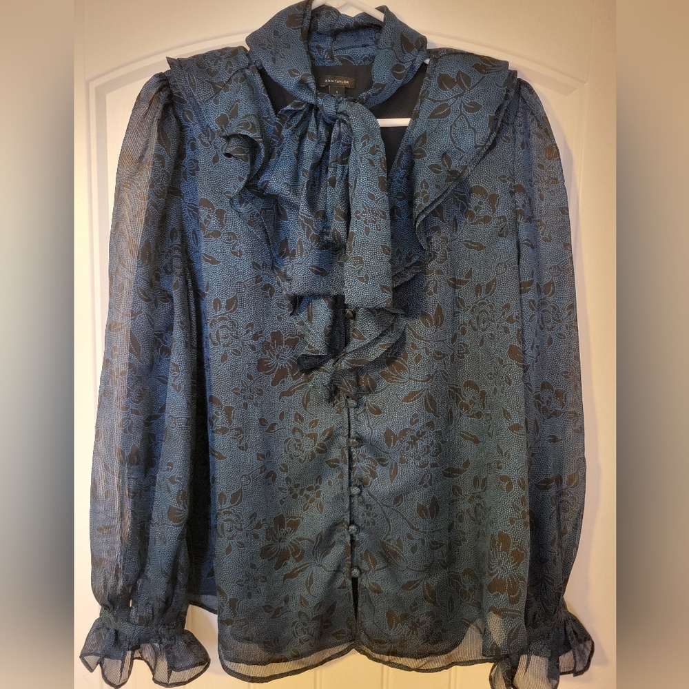 Ann Taylor Blue Floral Ruffle Tie-Neck Blouse with Navy Print